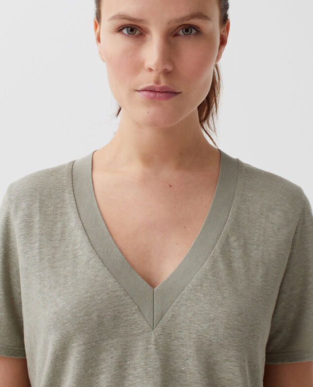 SARAH - Camiseta de lino con cuello de pico H050 vetiver