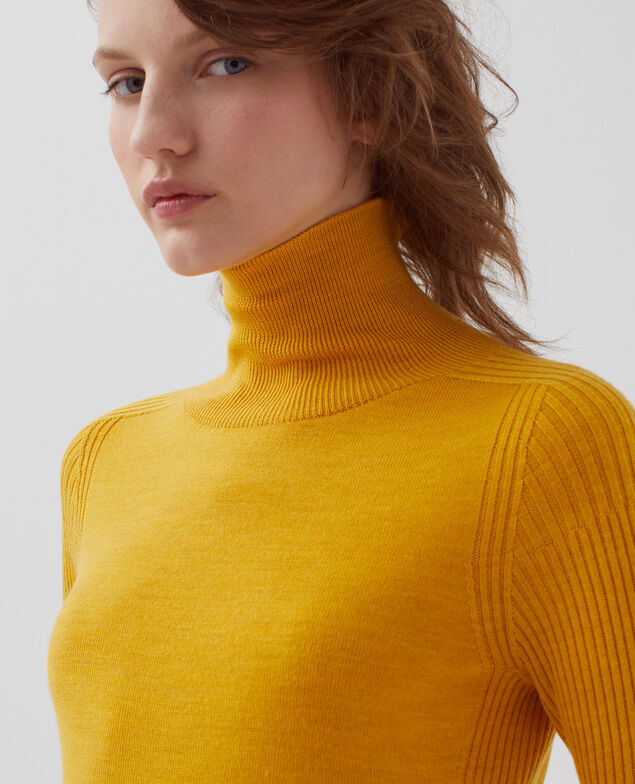 Jersey ajustado de lana merino I470 sunset yellow