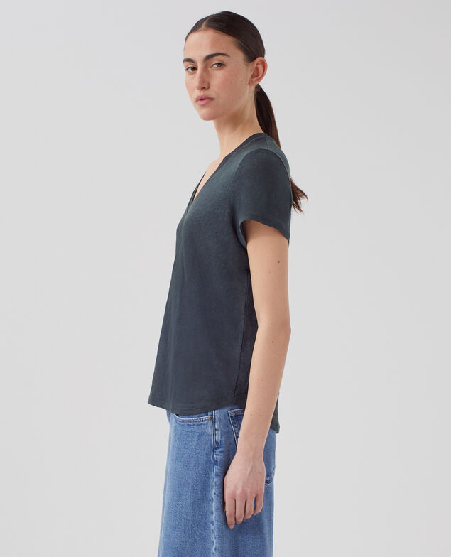 SARAH - Camiseta de lino con cuello de pico J690 blueberry