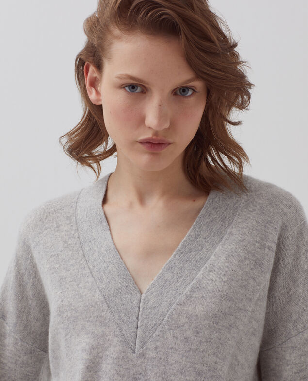 Jersey con cuello de pico de cachemir I020 ashen gray