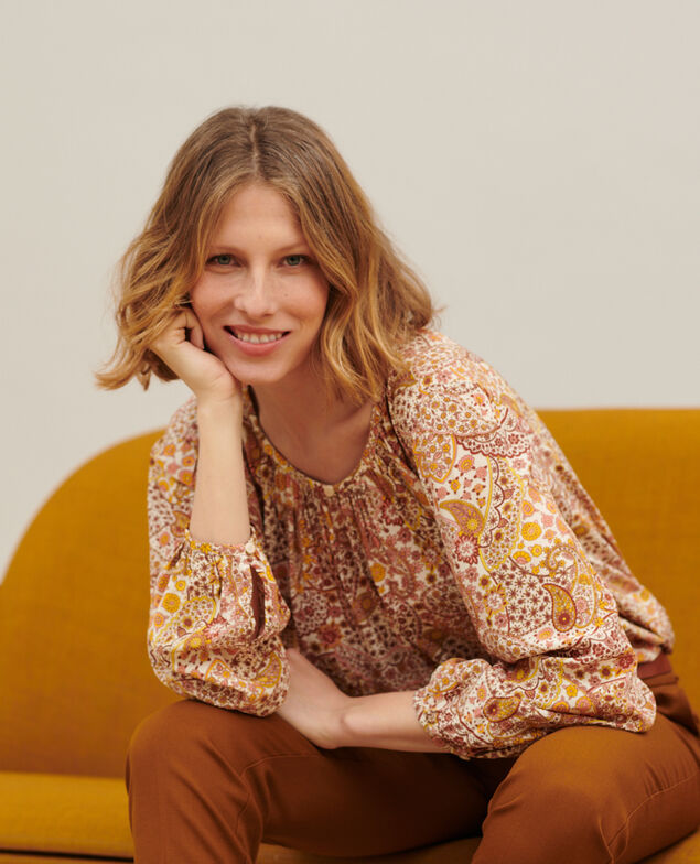 Blusa estampada fluida