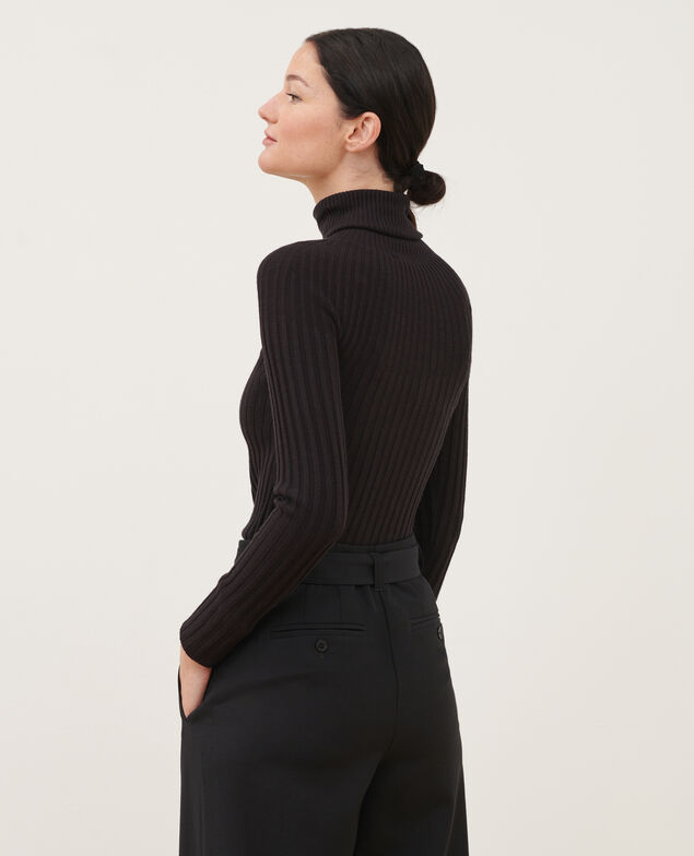 Jersey ajustado de lana merino 8853 09 black 2wju048w20