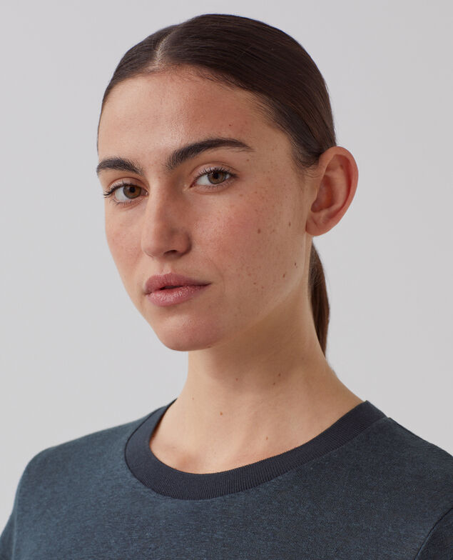 AMANDINE - Camiseta con cuello redondo de lino J690 blueberry