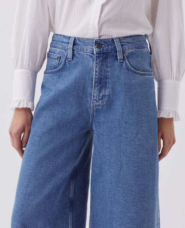 JEANETTE - Jeans anchos J621 light blue