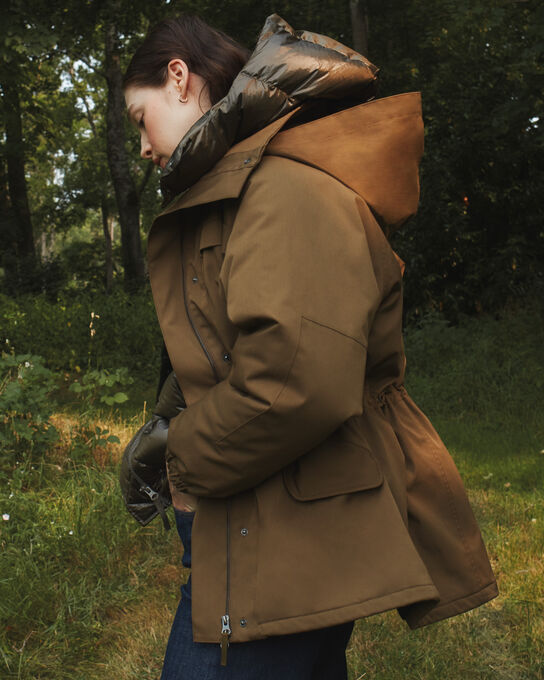 Parka de longitud media A333 SOLID KHAKI