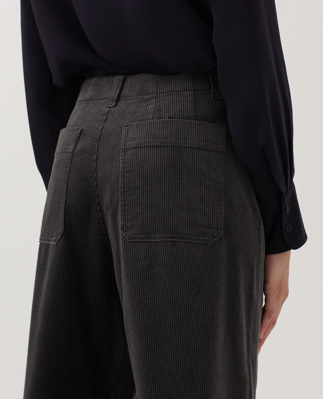 Pantalón de pana U070 gray