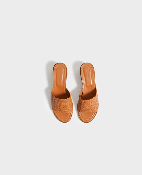 Sandalias de piel con tacón 31 beige 2ss22353