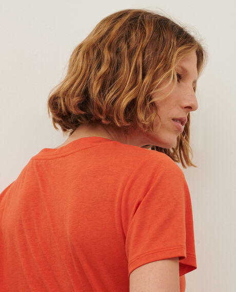 LÉA - Camiseta fluida con cuello de pico 0250 tiger lily orange Paberne