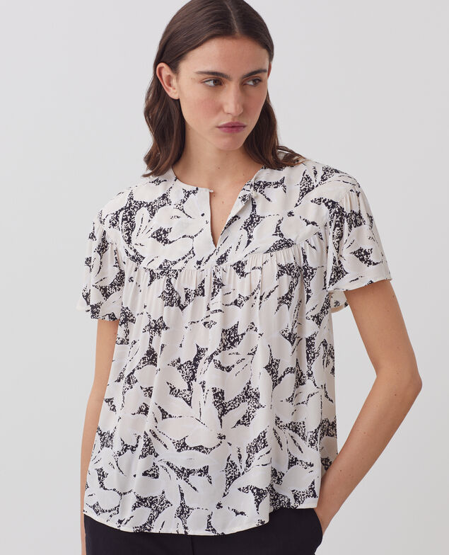 Blusa fluida de manga corta J301 flower camo ecru