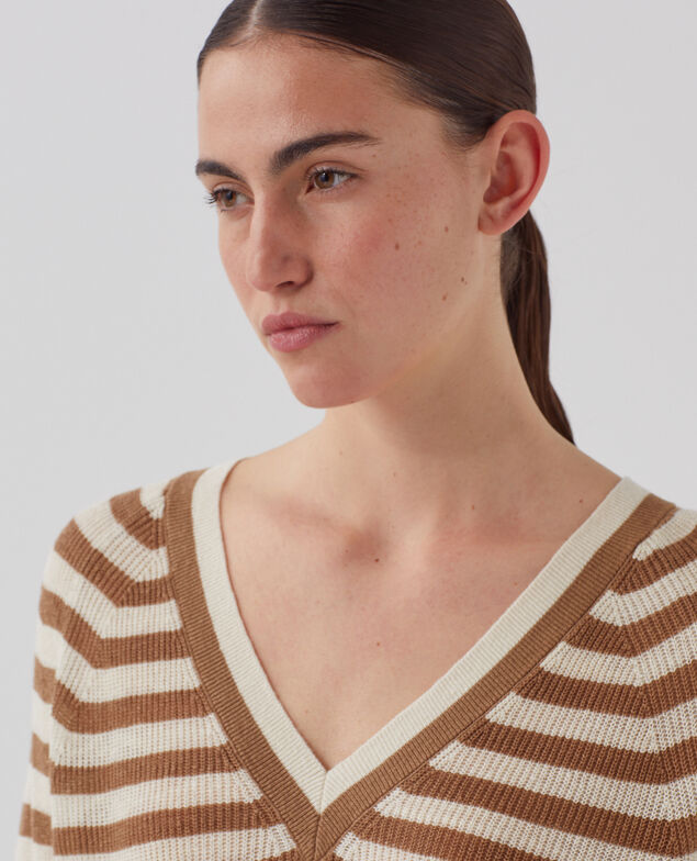 Jersey de lino con cuello de pico H321 thin gratinato