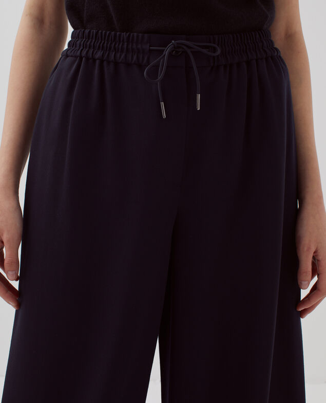 YVONNE - Pantalón amplio con pinzas H695 night sky