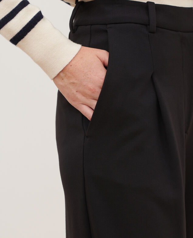 YVONNE - Pantalón ancho con pinzas 8853 09 black