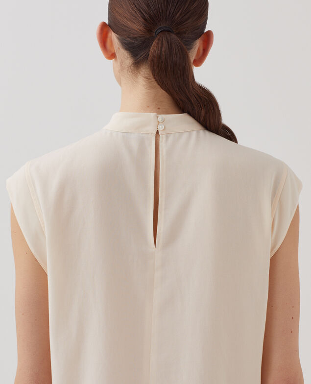 Blusa fluida sin mangas J300 natural