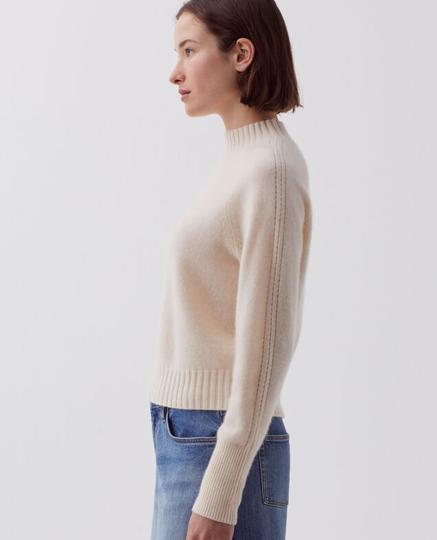 Jersey de cachemir con cuello alto I300 pearled ivory