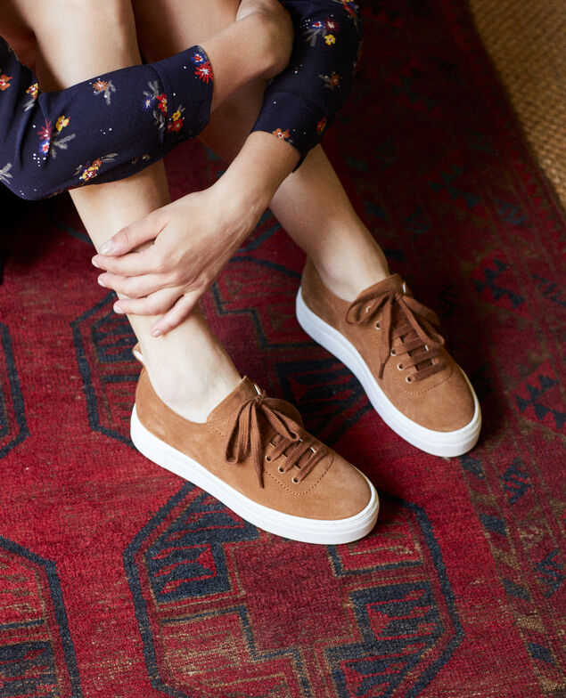 Sneakers con plataforma  Camel