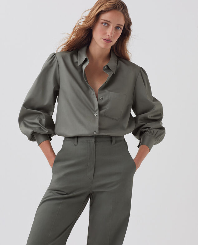 Camisa de algodón satinado J560 basil dark green