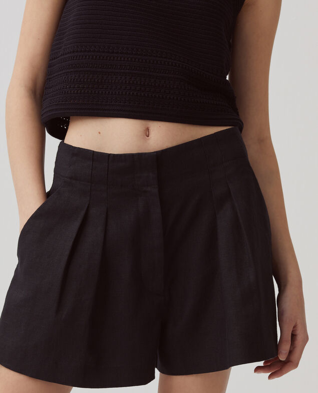Short de lino con pinzas H091 black beauty