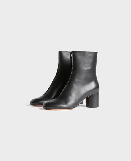 Botines de cuero con tacón