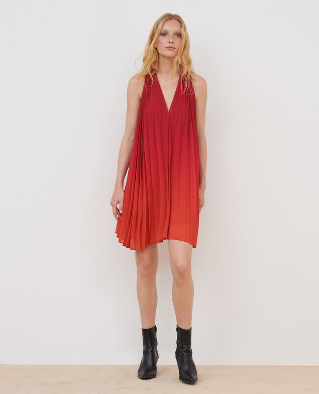 Vestido plisado fluido