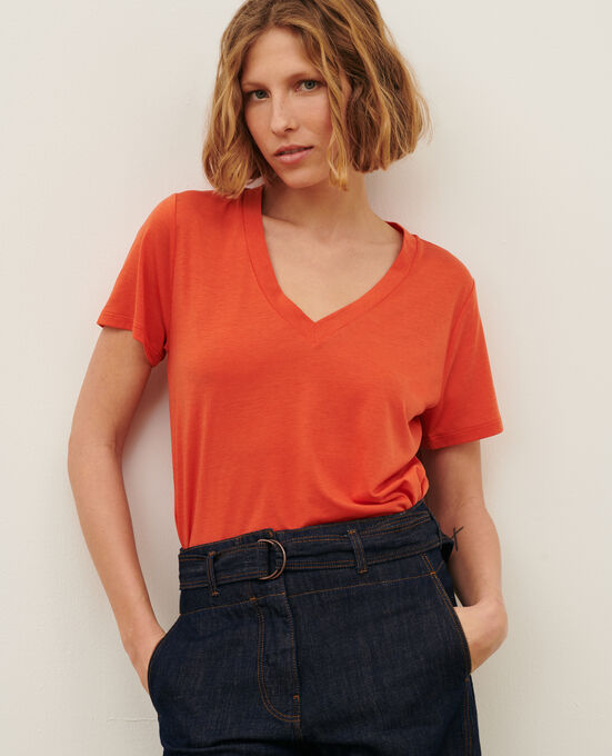 LÉA - Camiseta fluida con cuello de pico 0250 TIGER LILY ORANGE