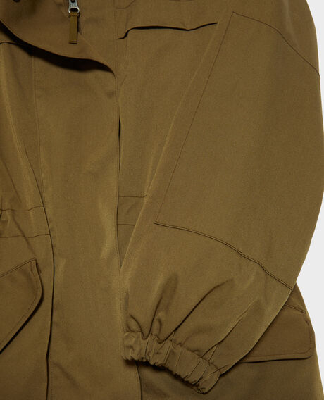 Parka de longitud media