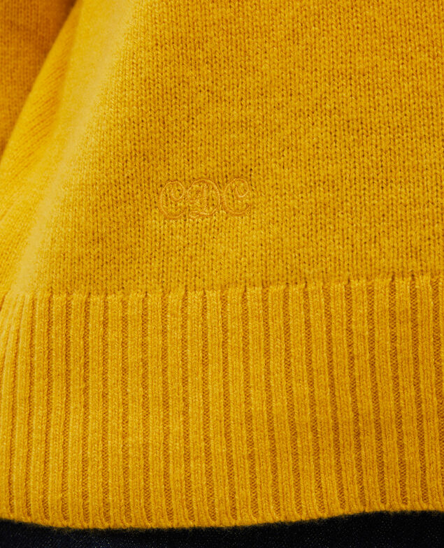 Jersey de cachemir con cuello de barco Lemon curry
