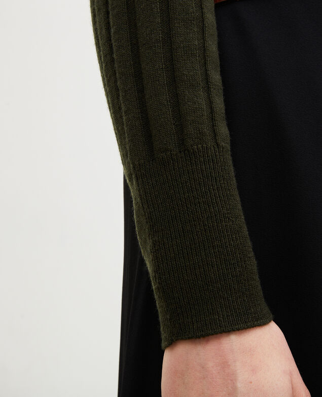  Jersey de canalé con cuello subido de lana merino Military green