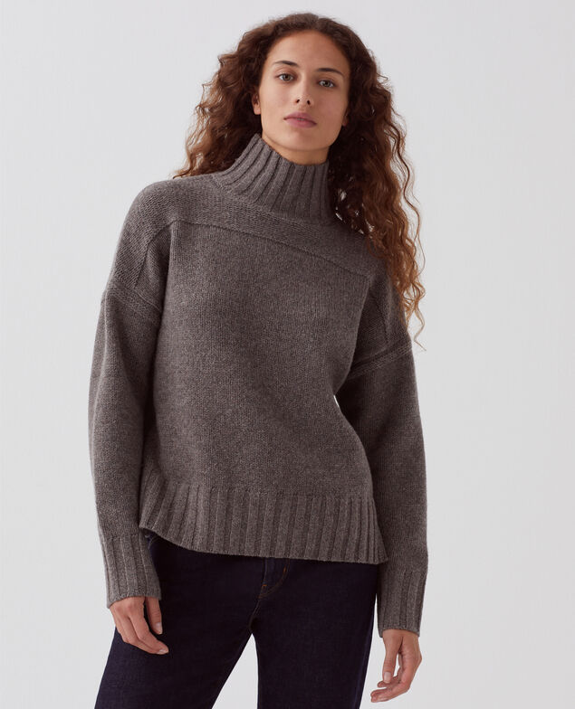 Jersey de lana con cuello alto I040 steeple gray