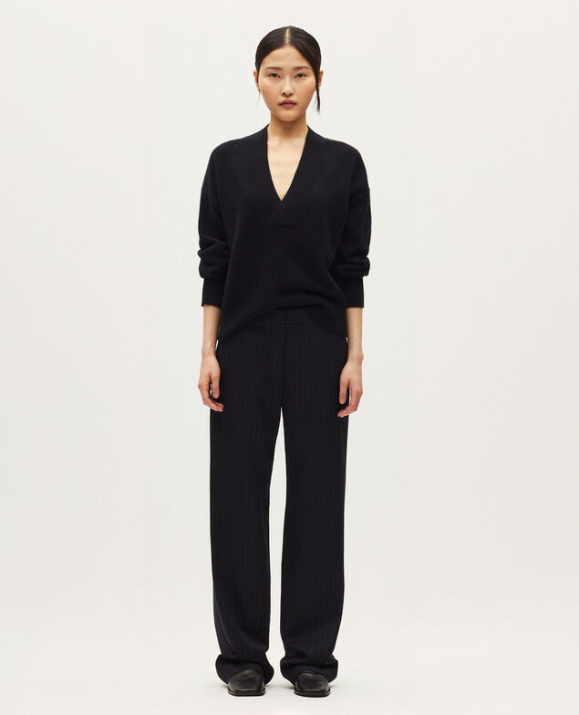 Jersey con cuello de pico de cachemir H091 black beauty
