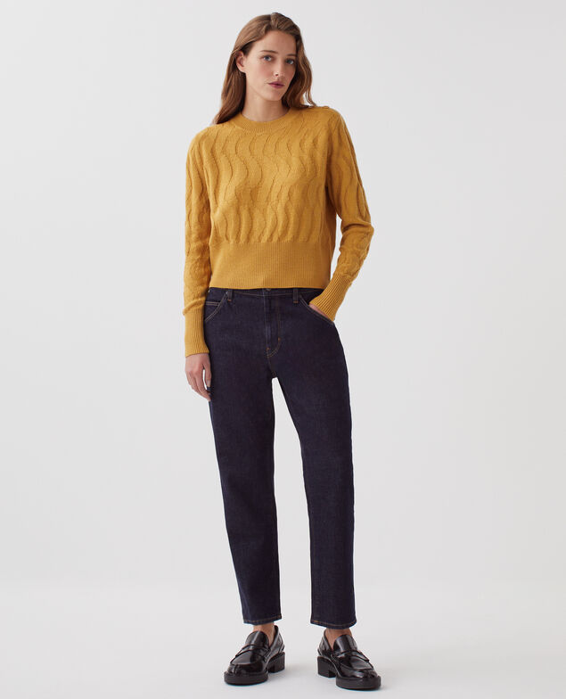 Jersey cuello redondo de lana merino J490 mustard gold