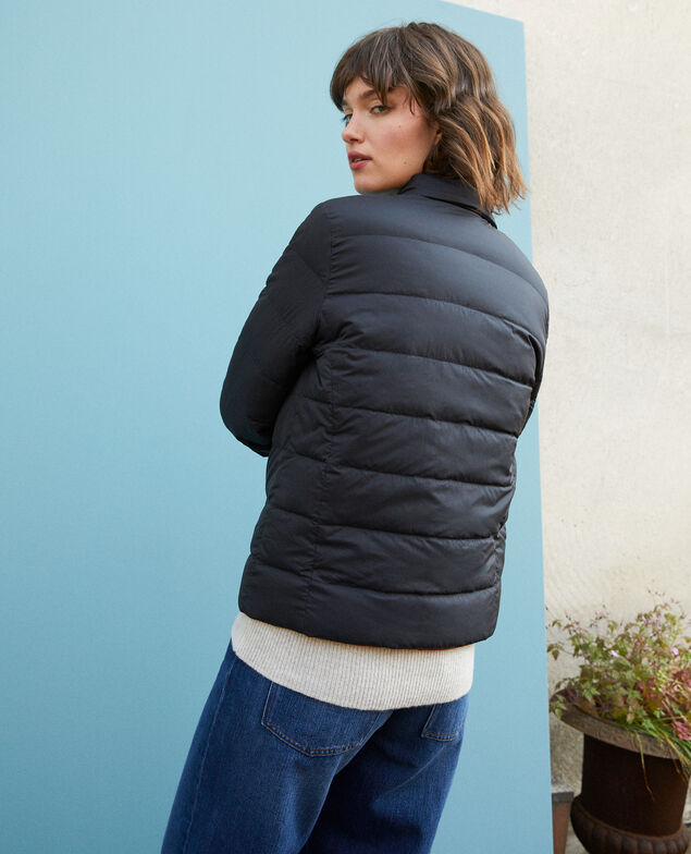 Plumas reversible con capucha plegable Negro