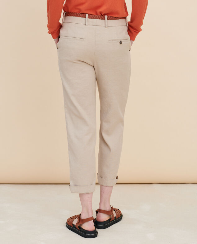 MARGUERITE - Pantalón cigarette Oxford tan