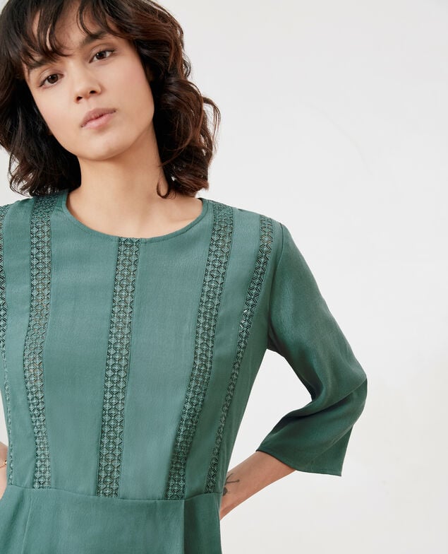 Blusa con péplum y encaje Peppermint