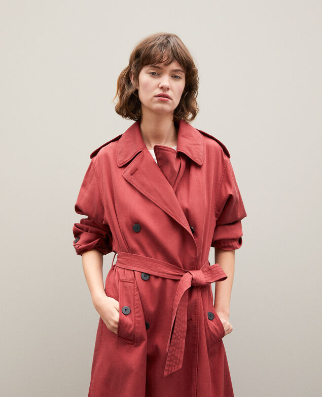 Trench de longitud media  Rojo