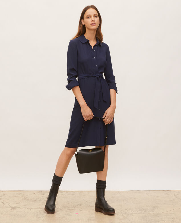 Vestido camisero de seda con cinturón y cuello redondo Maritime blue