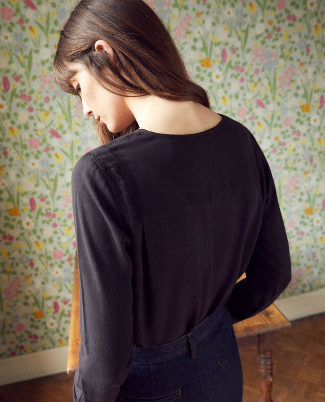 Blusa con bordado Noir