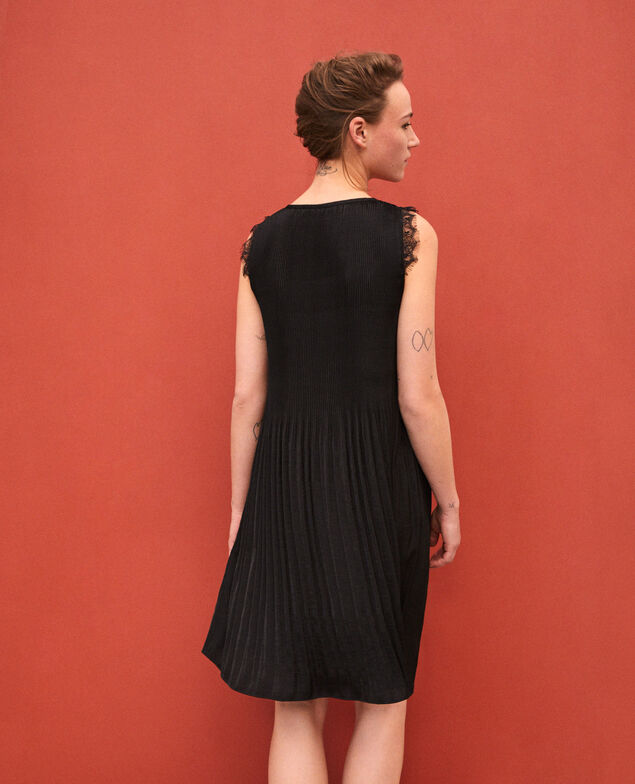  Vestido plisado con encaje Negro