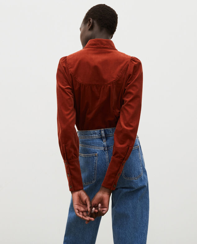 Camisa de terciopelo con pechera Brandy brown