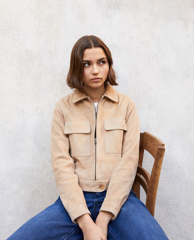 Chaqueta corta de ante Camel beige