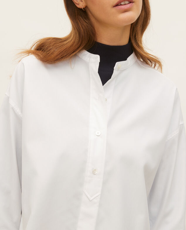 Camisa sin cuello de popelina de algodón. Optical white