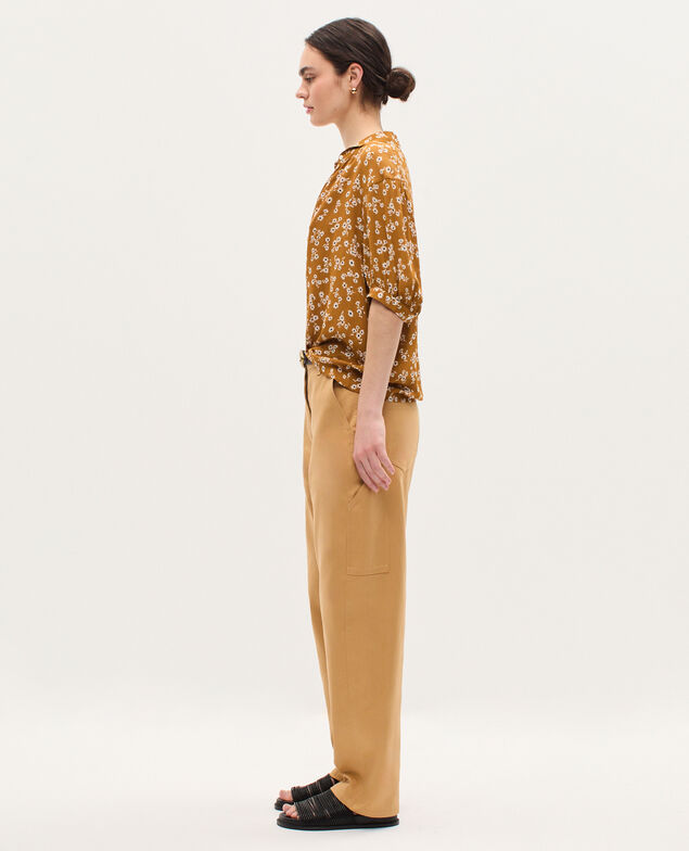 Blusa fluida de manga corta K480 daisy camel