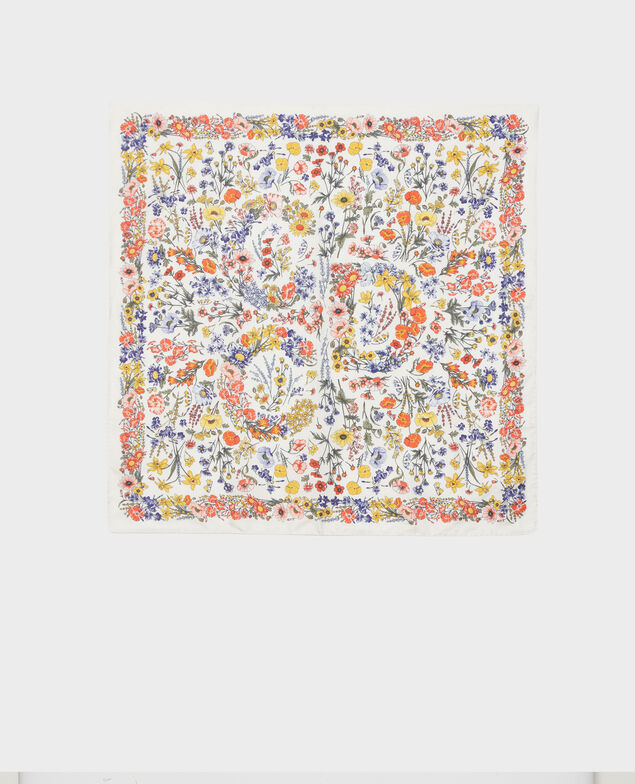 Foulard cuadrado de seda Gardenia