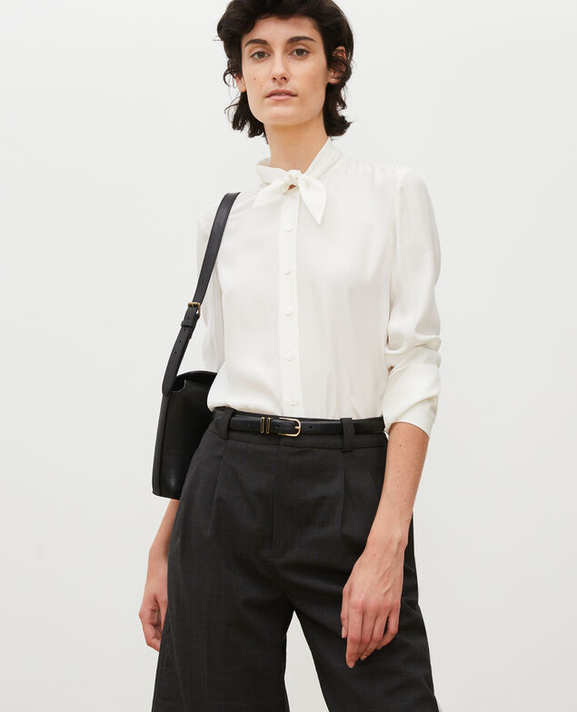  Blusa de seda con manga larga y cuello para atar Gardenia