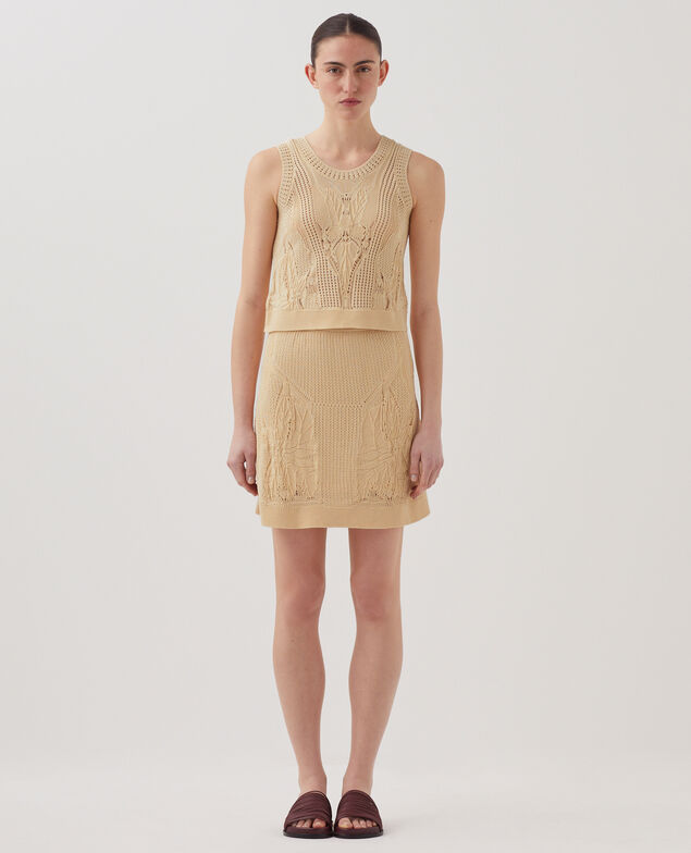 Falda corta de crochet con motivo floral J300 natural