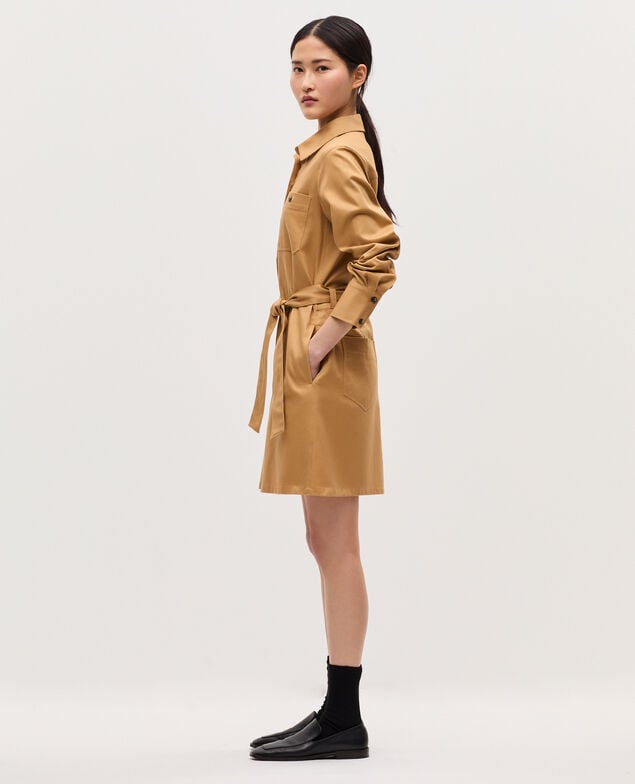 Vestido camisero corto estilo workwear K320 prairie sand