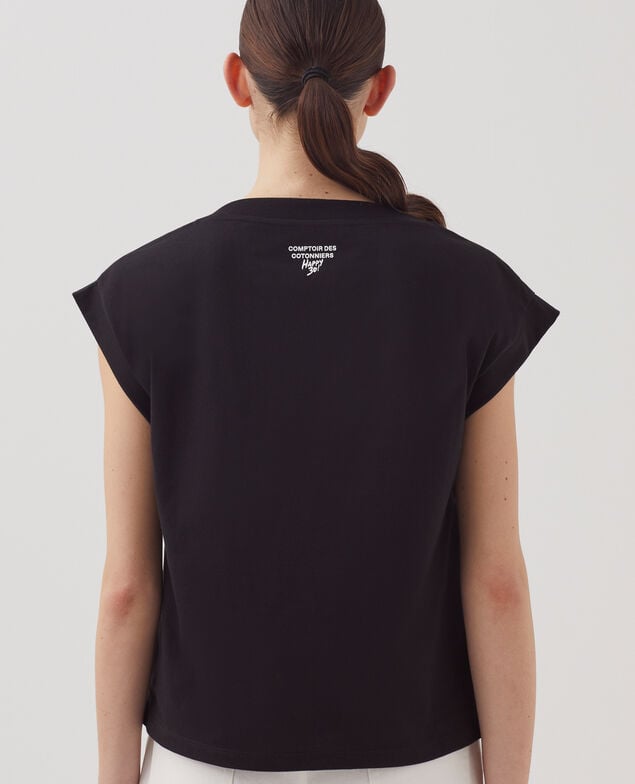 Camiseta corte caja de algodón J094 black base 95