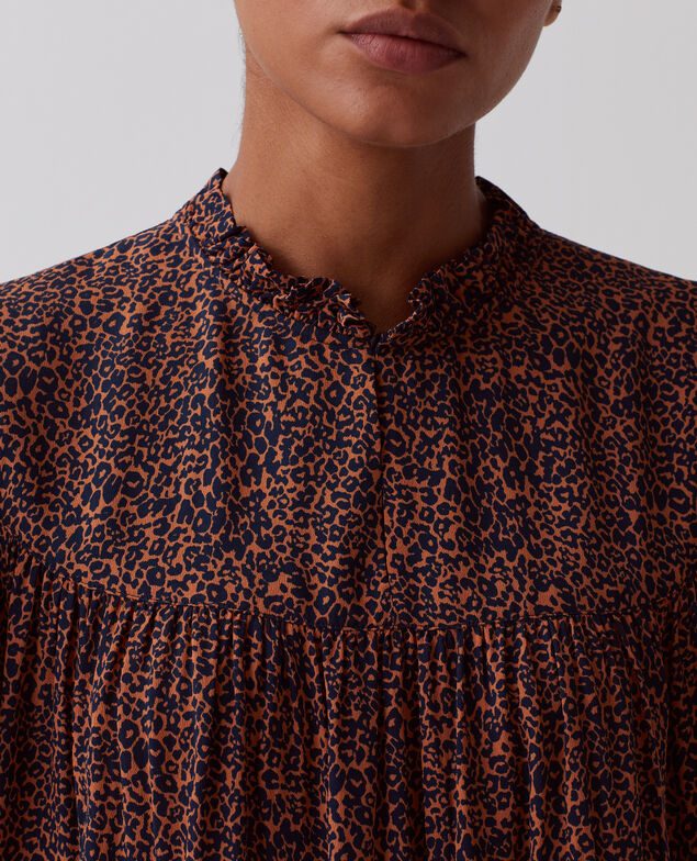Blusa fluida de manga corta I480 leo brown