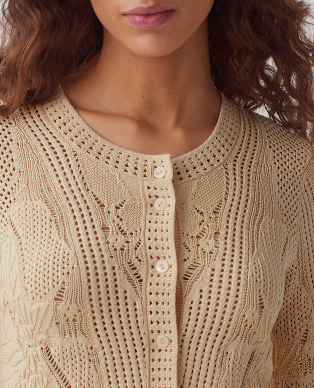 Cárdigan de crochet con motivo floral J300 natural