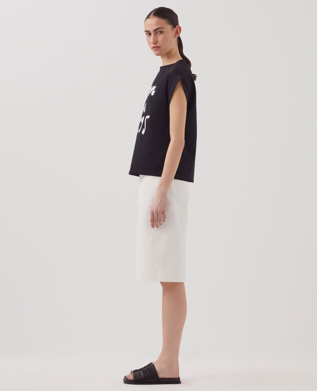 Camiseta corte caja de algodón J094 black base 95