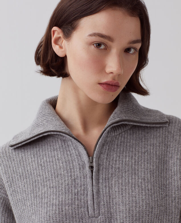Jersey de lana con cuello de cremallera U020 light gray